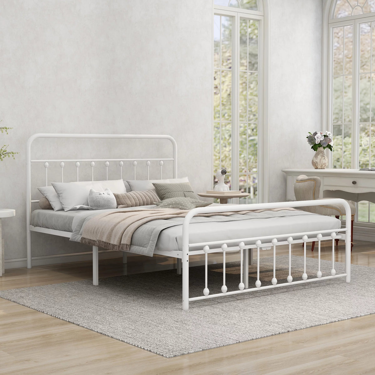 Queen Platform Metal Bed Frame M22809