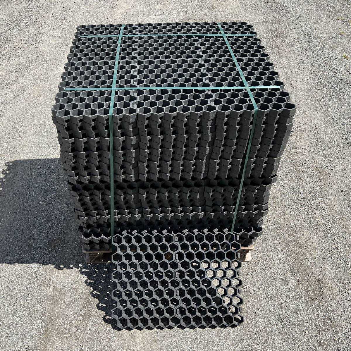 Heavy Duty Grass Gravel and Paddock Pavers Z52999