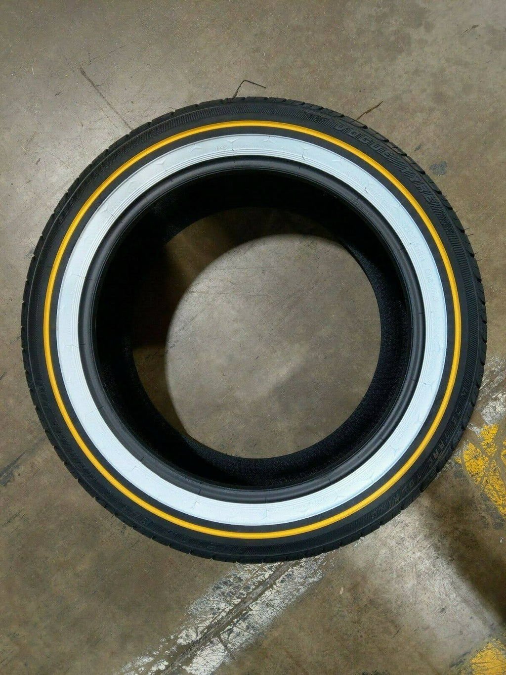 225/50R17 V Radial Tire H1878