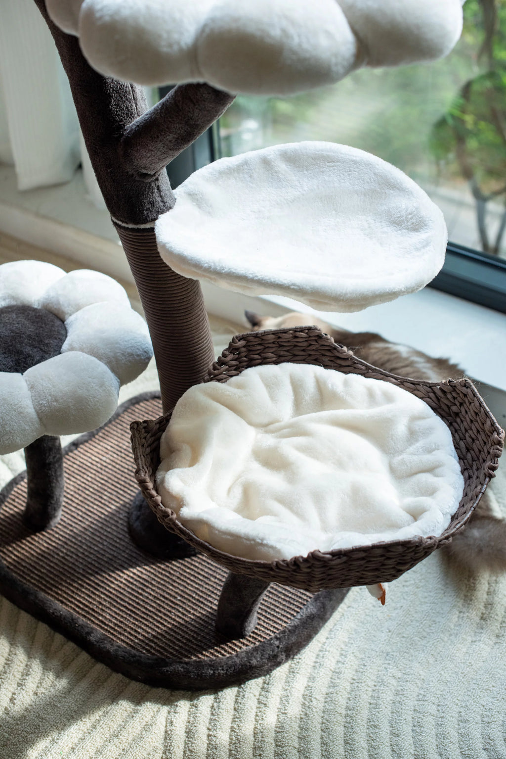 Natural Blossom Flower Woven Tree Branches Large Cat Tree 6-Level Cat Tower with Hammock Foam-Padded Perches Basket Y5236