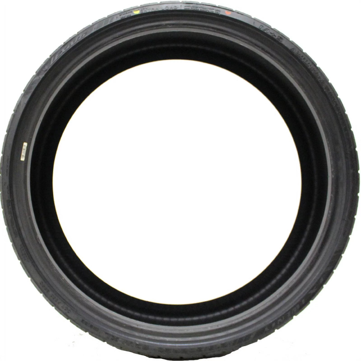 255/40ZR20 101W XL Passenger Tire G4841