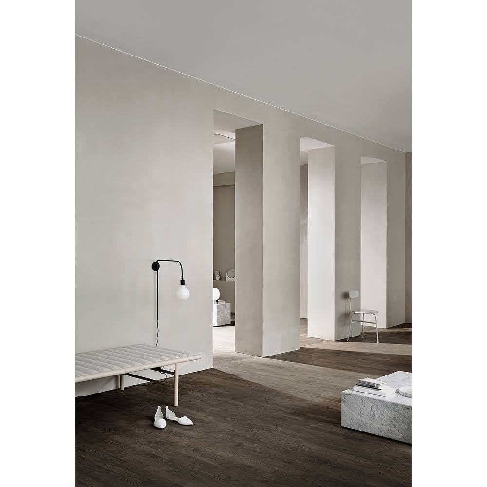 Black Wall Lamp N316