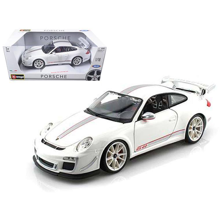 White 1/18 Diecast Car Model H900