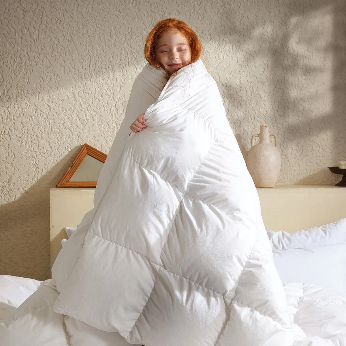 White 90 x 90 Inch Queen Size Down Comforter with Cotton Cover O466020