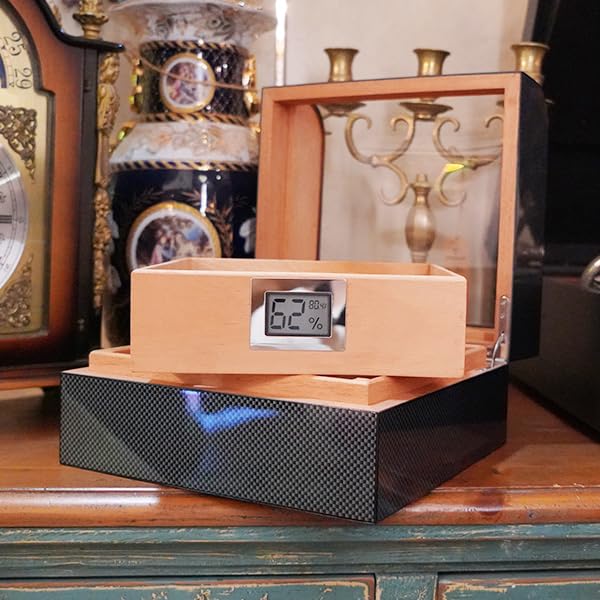 Handcrafted Spanish Cedar Cigar Humidor with Digital Hygrometer O67030