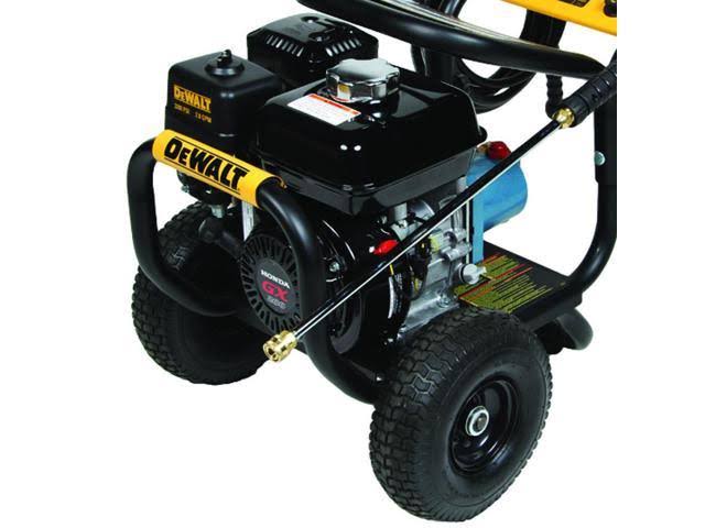 3200 PSI 2.8 GPM Gas Pressure Washer H551
