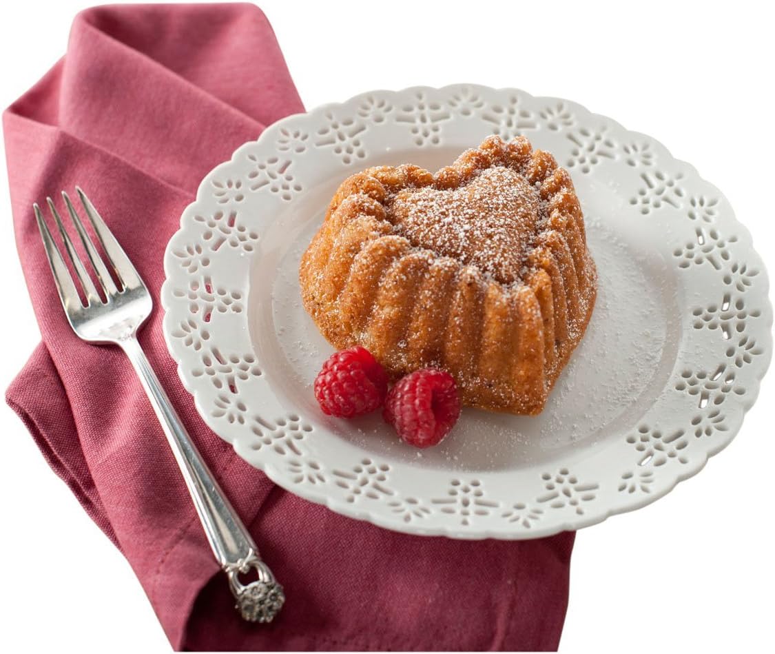 Metallic Heart Cakelet Pan V7462