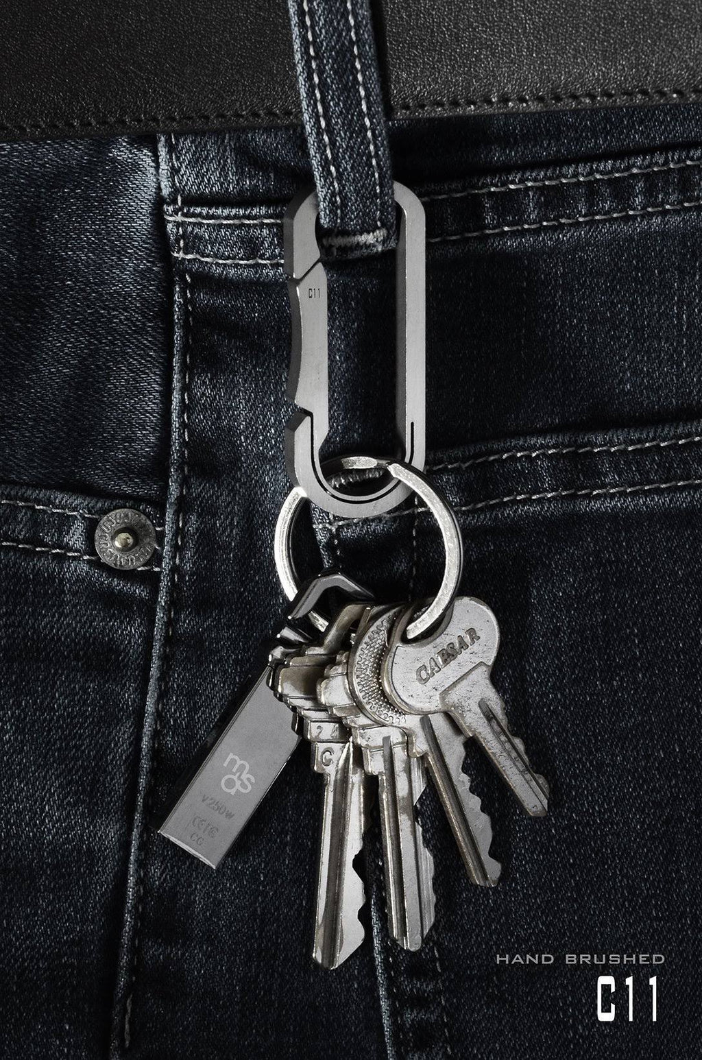 Titanium Key Carabiner S596685