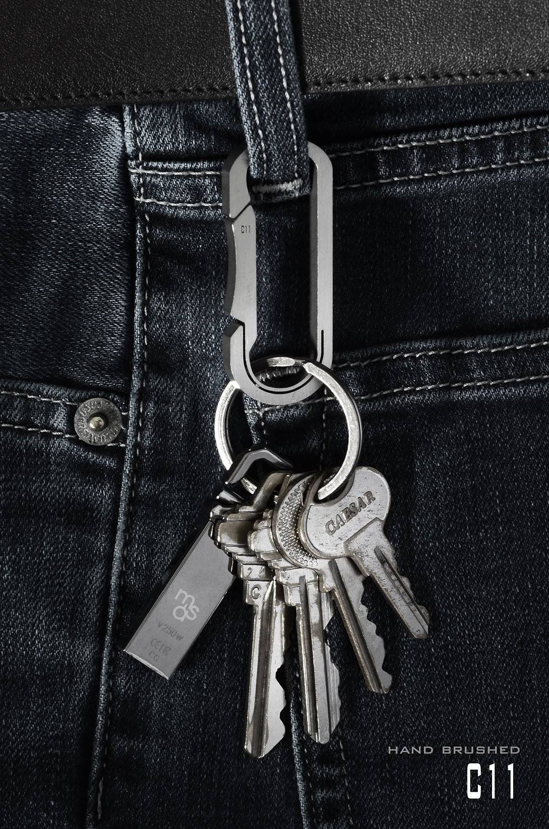 Titanium Key Carabiner S596685