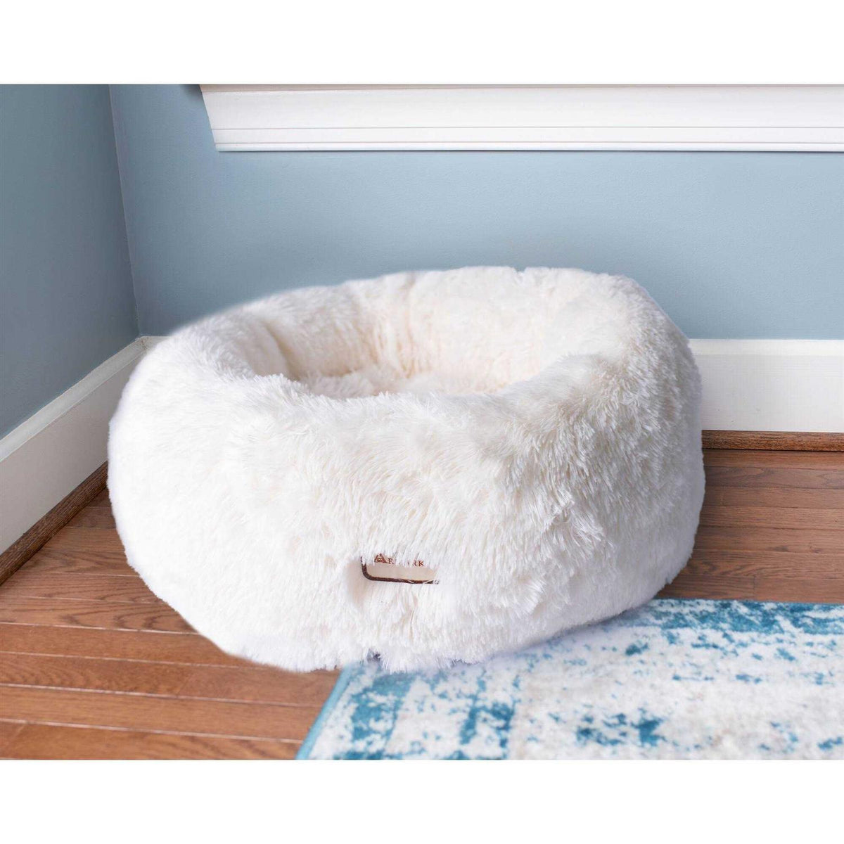 Ultra Plush and Soft Cuddle Bed F203